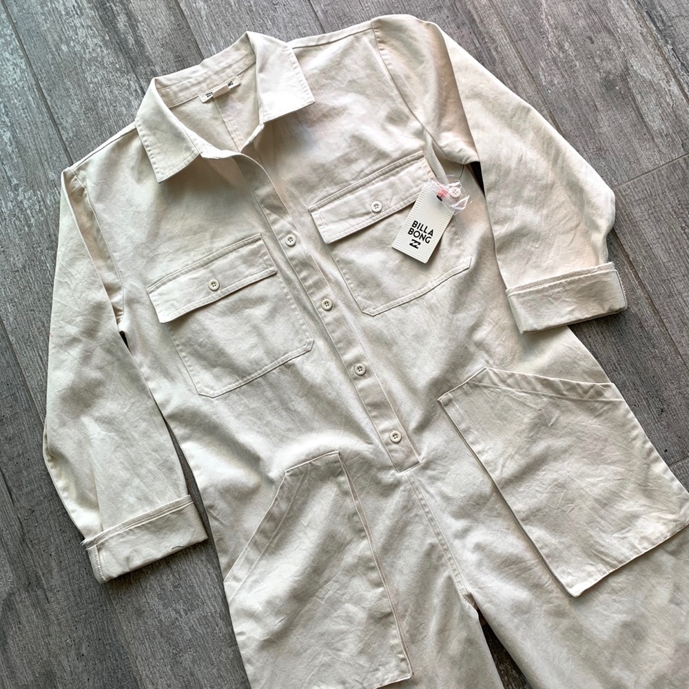 ๐ฅ๐ฅBILLABONG - (TAN) WORK AT IT JUMPSUIT๐ฅ๐ฅ - Picture 1 of 9